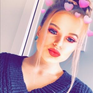 Meet your Posher, Savannah